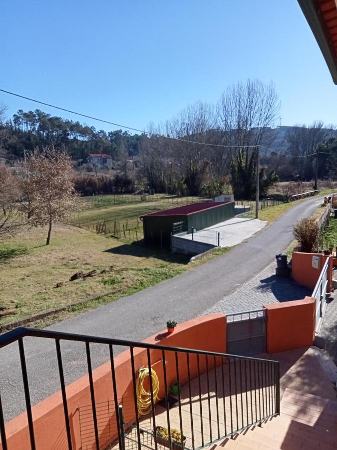 Alojamento Local - Casa Amarela Alvaiazere Luaran gambar